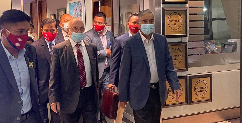 प्रधानमन्त्री देउवा वर्ल्ड लिडर समिटमा भाग लिन लण्डनमा