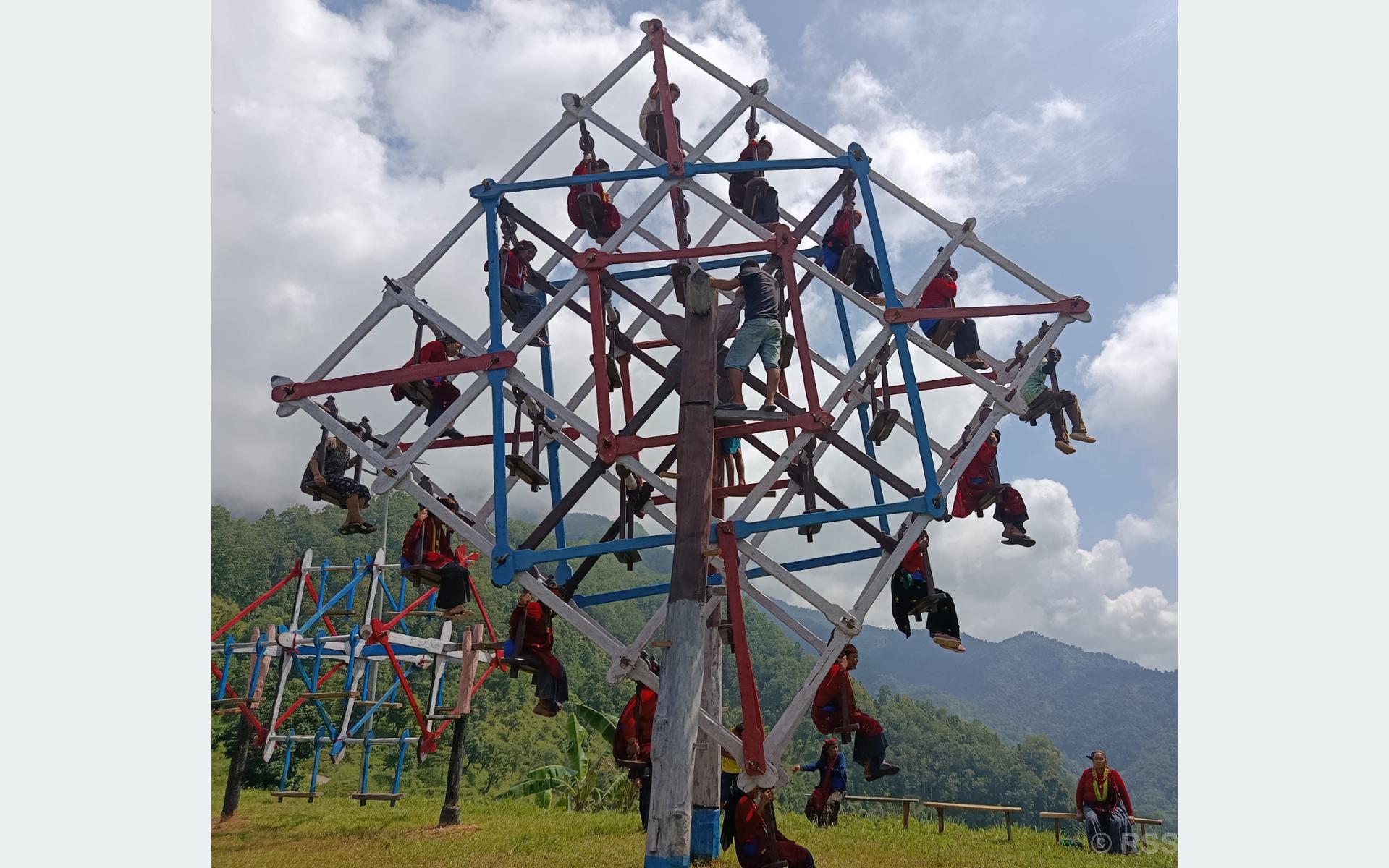 पाँचथरमा पहिरोमा पुरिएर दुई जनाको मृत्यु, तीन घाइते
