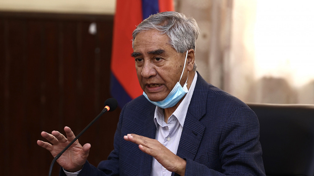 नेपाली फुटबल टिमलाई प्रधानमन्त्री देउवाको बधाई