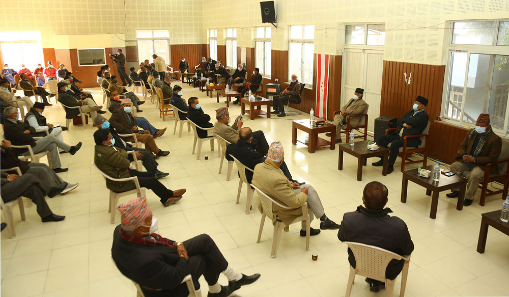 कांग्रेसद्वारा प्रतिनिधिसभा अधिवेशन अन्त्य गर्ने निर्णयको भर्त्सना