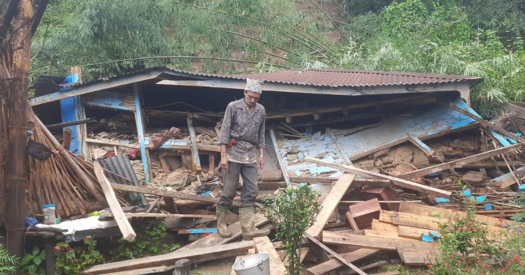 पाँचथरमा पहिरोमा पुरिएर दुई जनाको मृत्यु, तीन घाइते