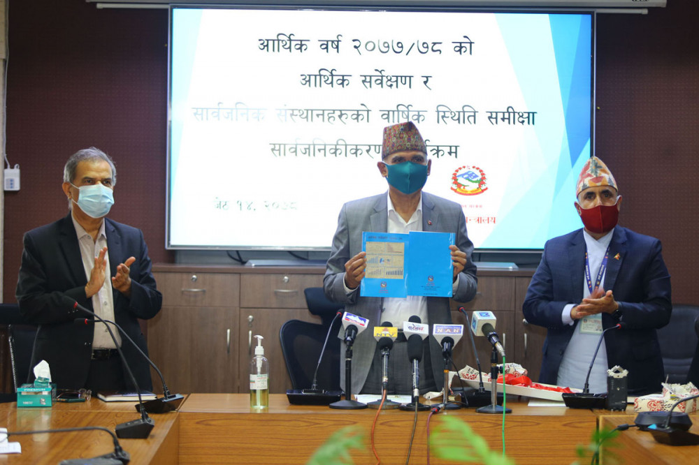 सरकारमा ओलीको नेतृत्वपछि ७ खर्ब बढ्यो ऋण